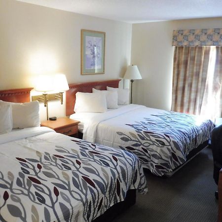 Red Roof Inn & Suites Galloway Eksteriør billede